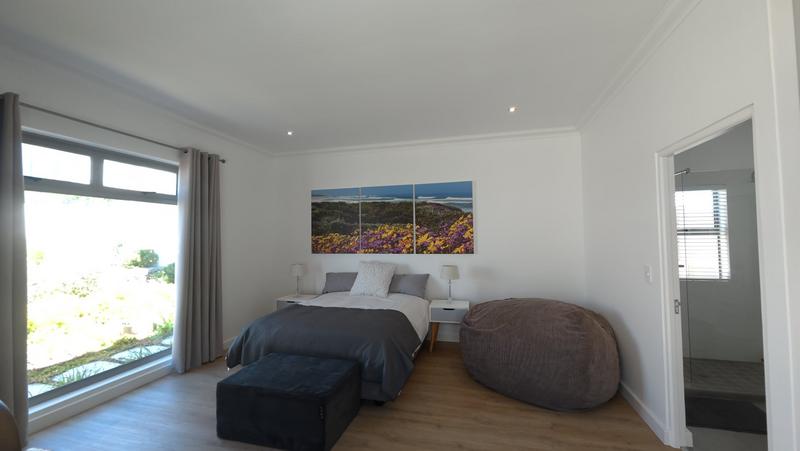 4 Bedroom Property for Sale in Yzerfontein Western Cape